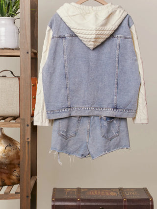 The Cozy Contrast Denim Jacket