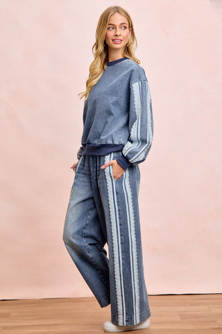 Lace Contrast Pullover